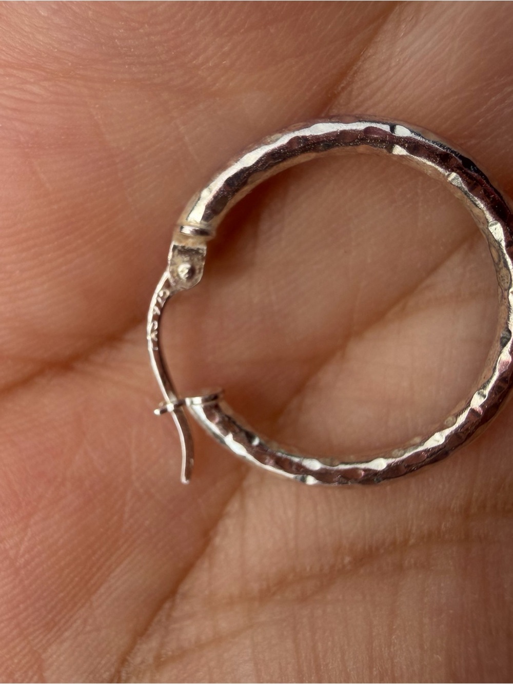 925 Sterling Silver Textured Silver Hoop Earrings - - Picture 3 of 4